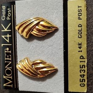 Vintage Monet 14 gold posts gold filled abstract earrings